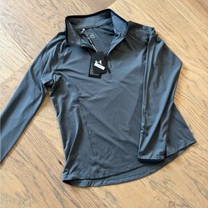 NWT Under Armour Women's Gray 1/4 zip Long Sleeve Top Large